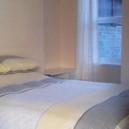 Columbus Holiday Flats Scarborough Luaran gambar