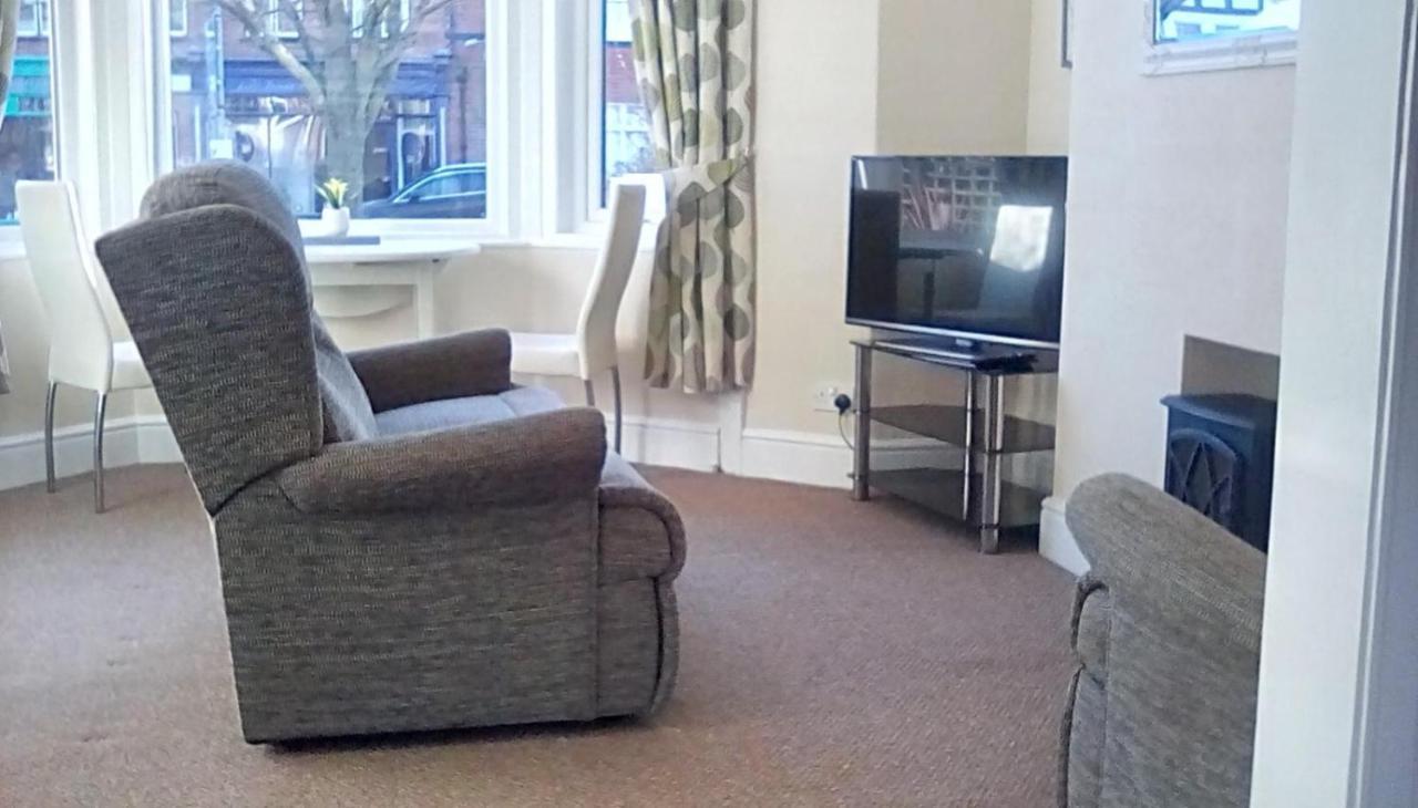 Columbus Holiday Flats Scarborough Luaran gambar